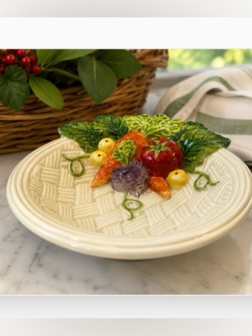 VTG Fitz & Floyd Vegetable Garden Basketweave Bowl Tomato Carrot 1996 Majolica